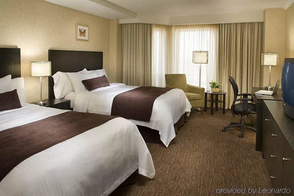 Delta Hotels By Marriott Toronto East 4*,